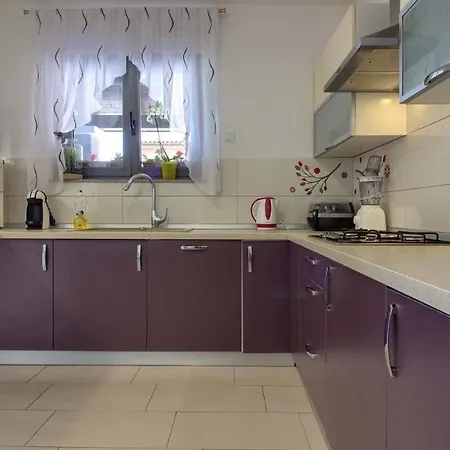 Charming With Private Pool In Pula, Extra Pool Heating By Wiibuk Вилла Пула