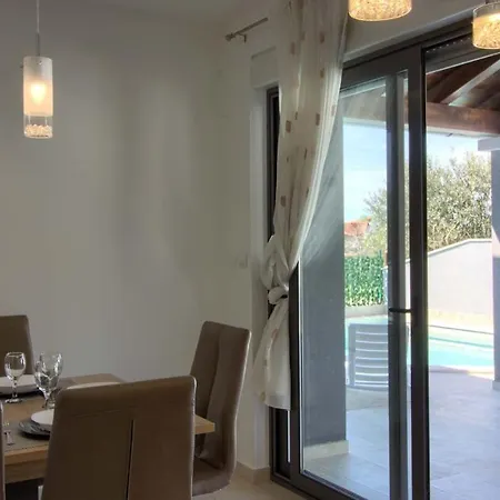 Charming With Private Pool In Pula, Extra Pool Heating By Wiibuk Вилла *