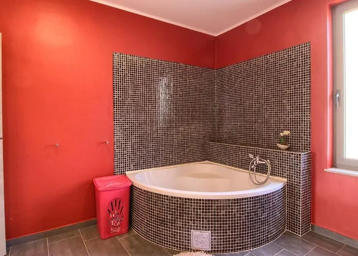 Charming With Private Pool In Pula, Extra Pool Heating By Wiibuk 别墅 *