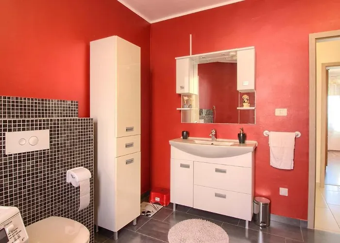 别墅 Charming With Private Pool In Pula, Extra Pool Heating By Wiibuk *